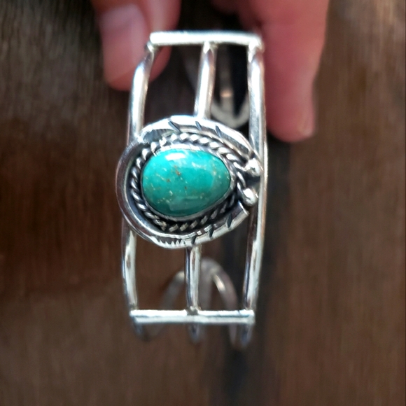 Vintage Sterling Silver Turquoise Cuff Bracelet